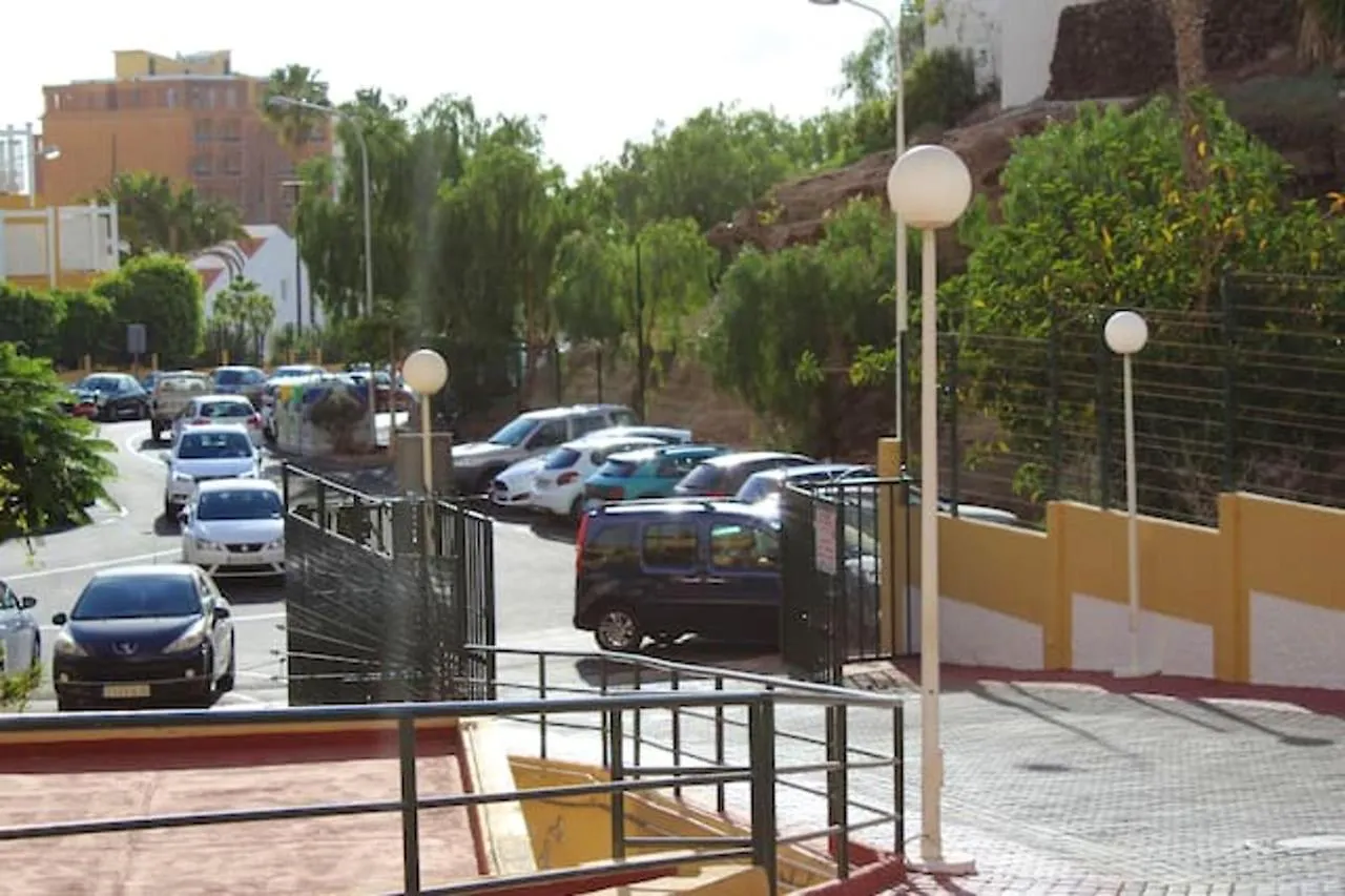 Apartment One Bedroom Appartement With Shared Pool Furnished Terrace And Wifi At Costa Adeje