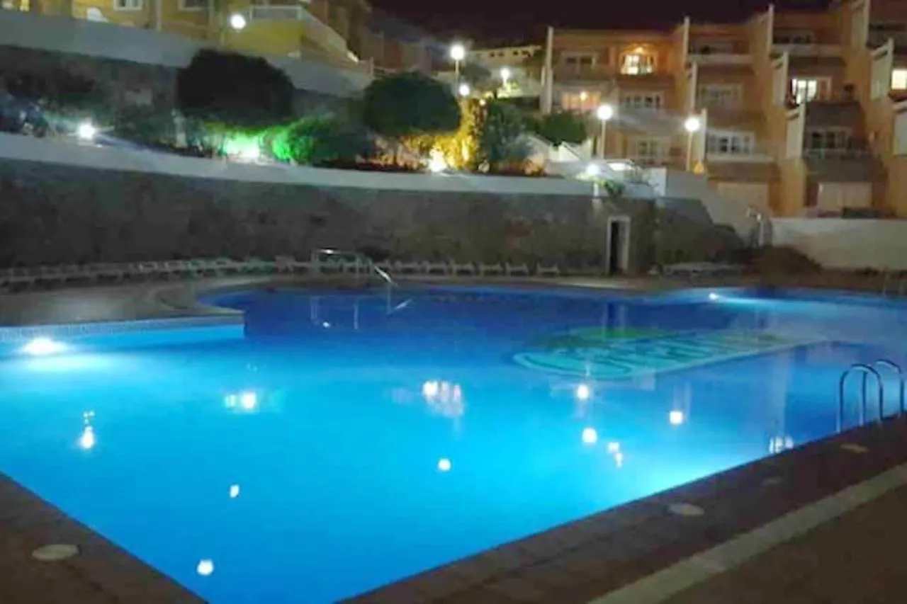 One Bedroom Appartement With Shared Pool Furnished Terrace And Wifi At Costa Adeje Apartment